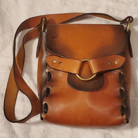 ? Handbags - Vintage Distressed Handmade Leather Crossbody Bag
